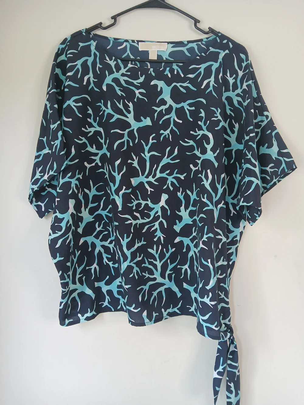 Michael Kors Navy Blue Coral-Print Tie-Hem Top